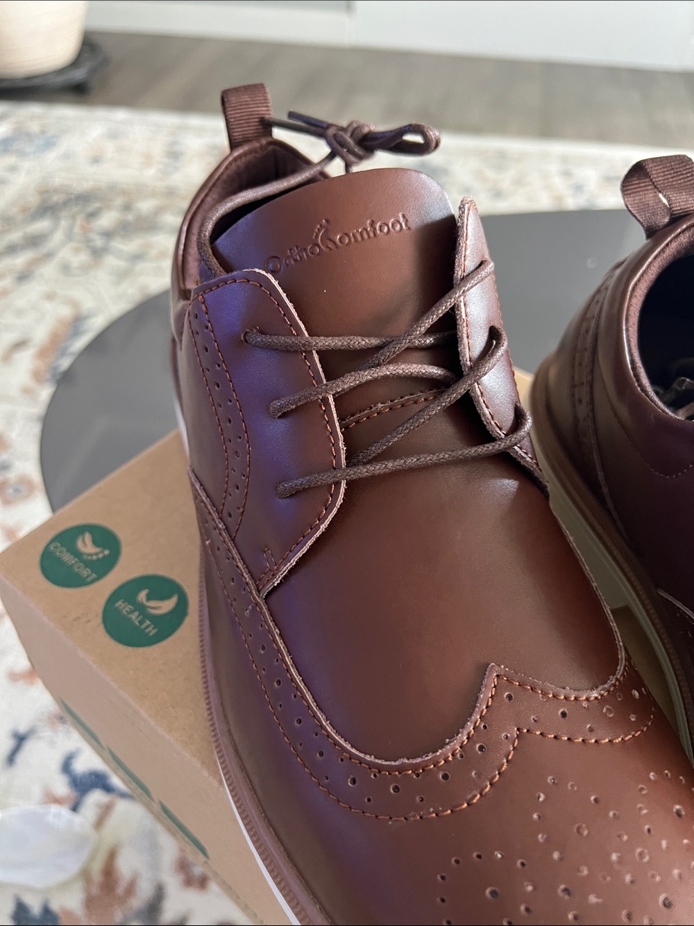 Orthofeet Men's Brown Leather Derby with Wingtip Detailing - Picture 2 of 5